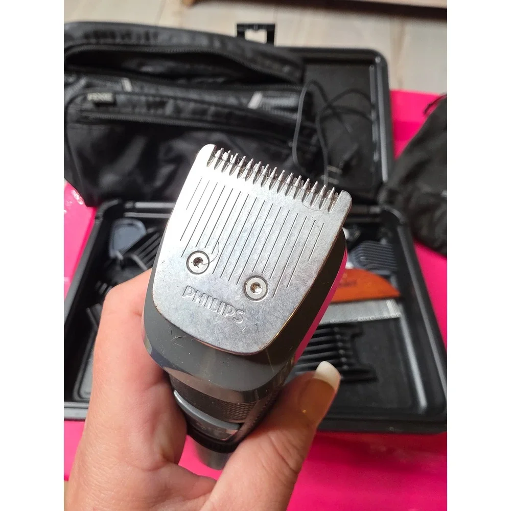 Philips Norelco Multigroom 5000 MG5700 Mens Trimmer‎ Set with Case and Axe Bag